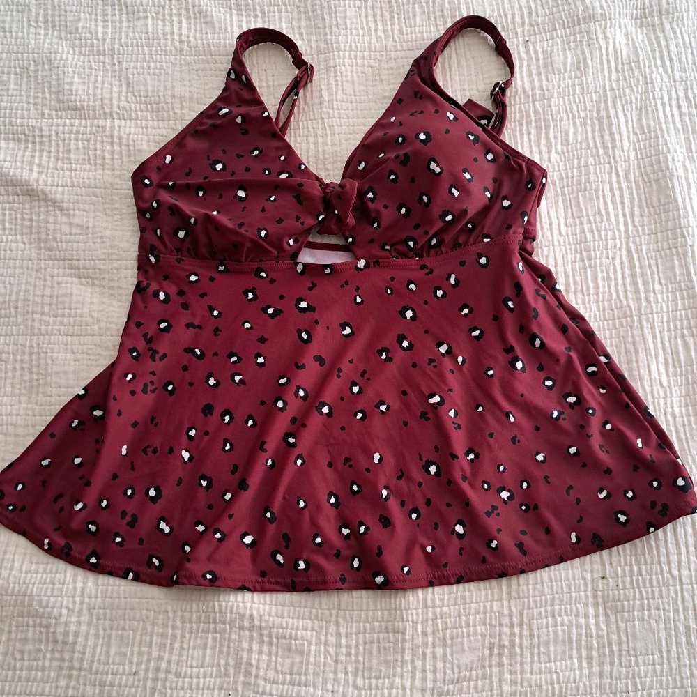 Womens Tankini top size 34G